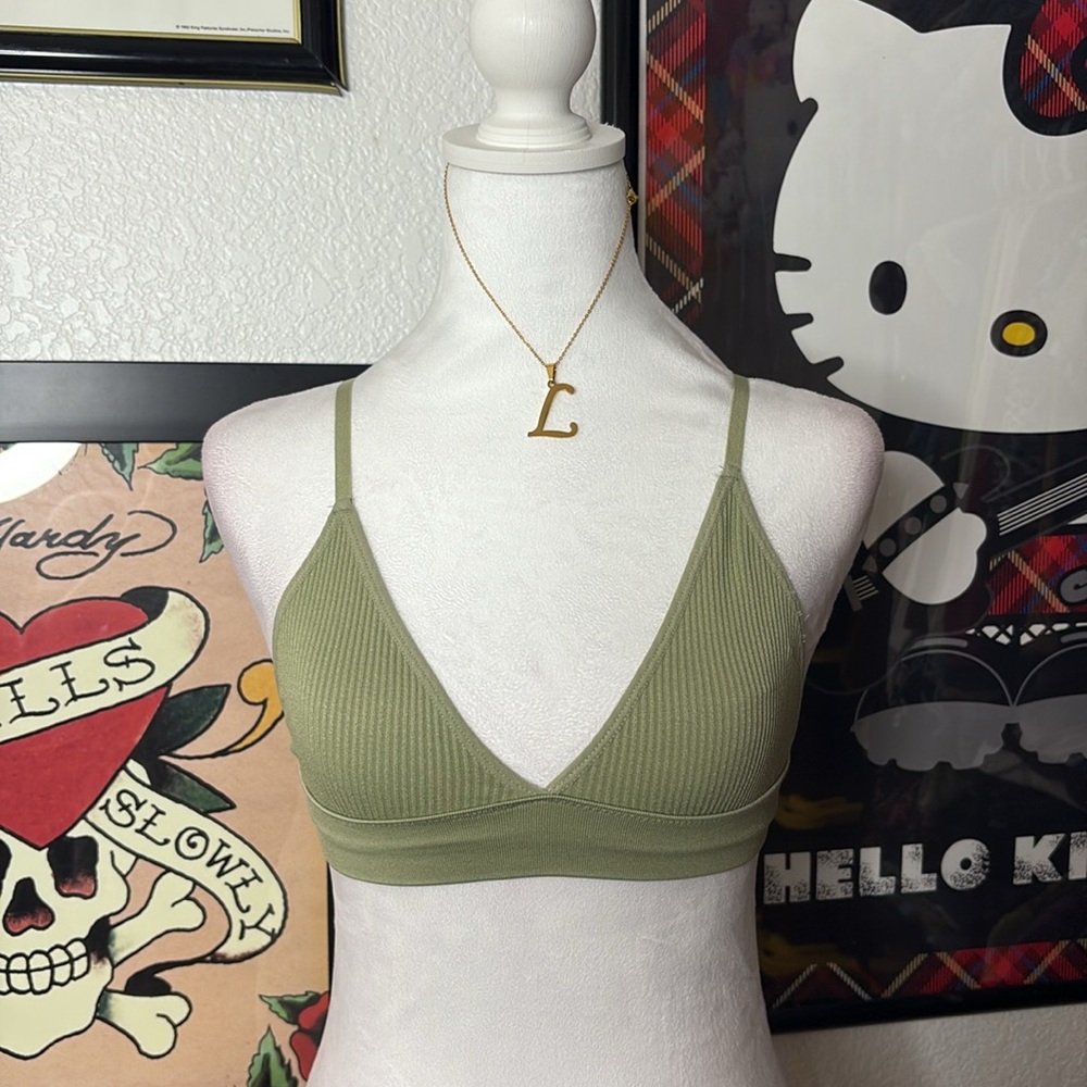 Anwnd Sage Green Ribbed Bralette Top Triangle Bra Crop Neutral Basic Layering